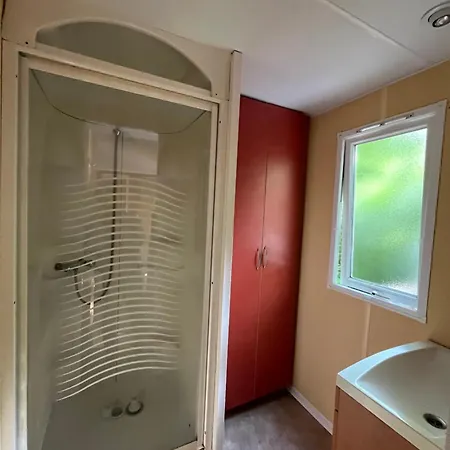 Le Convivial キャンプ場 *